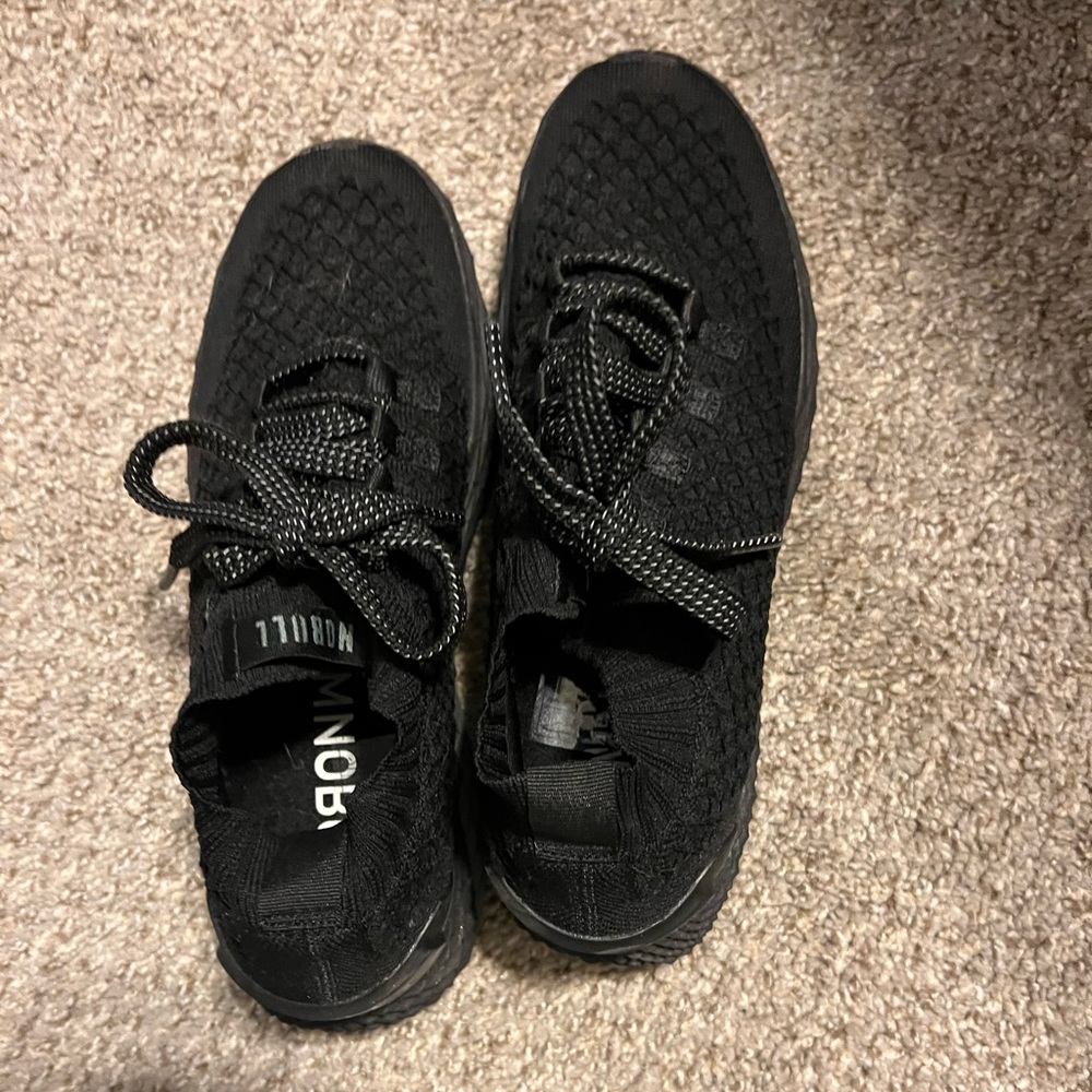 Women’s nobull knit runners